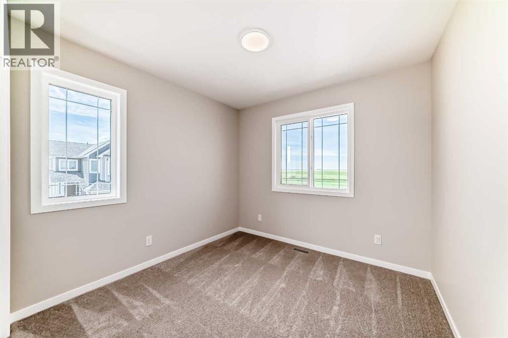 Photo 18 of 338 Ellen Park, Crossfield AB