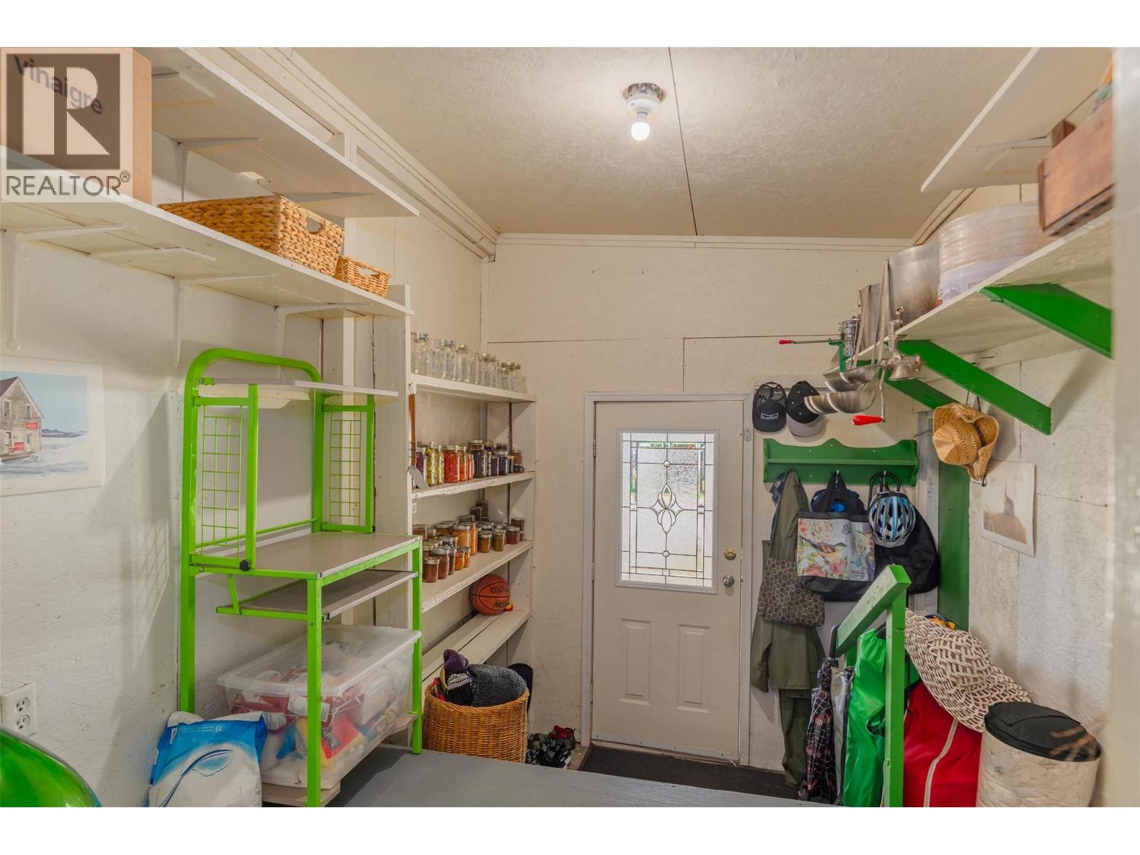 Photo 22 of 711 9th Avenue, New Denver BC