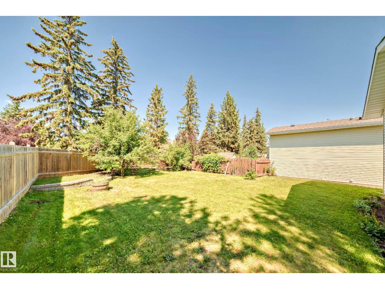 Photo 30 of 9 Wellington Cr, Spruce Grove AB