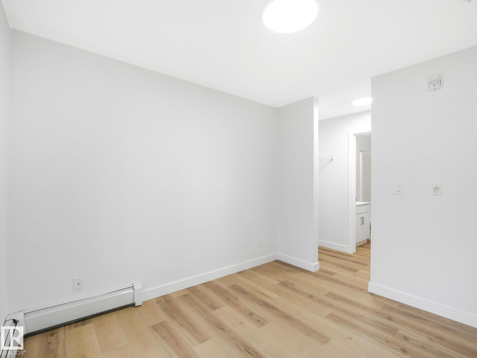 Photo 47 of 121 5515 7 Av Sw, Edmonton AB