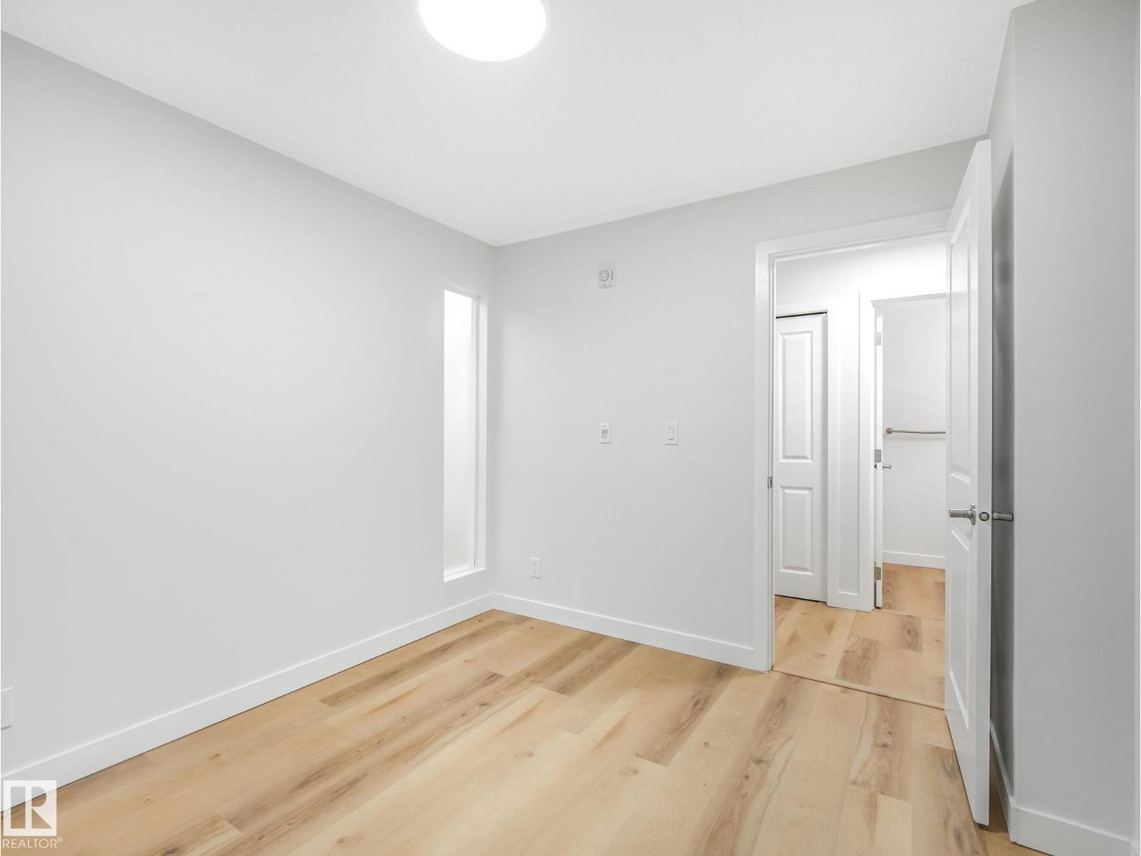 Photo 36 of 121 5515 7 Av Sw, Edmonton AB
