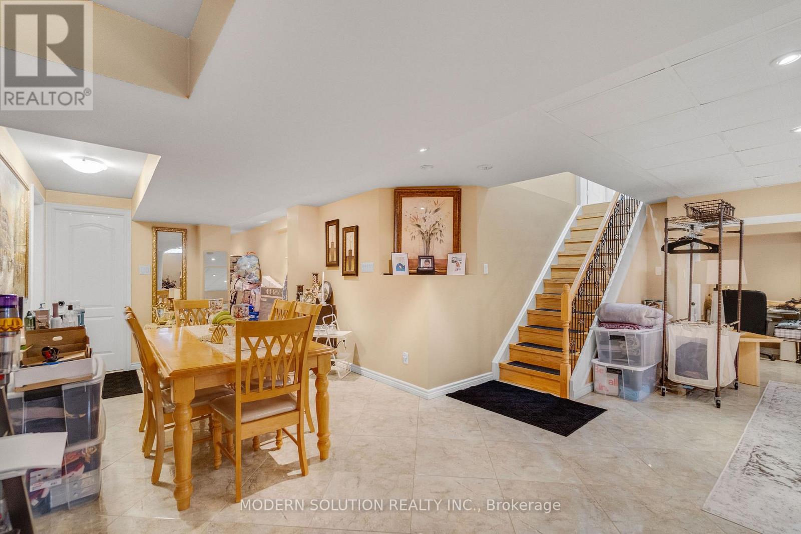 Photo 34 of 4982 Maxine Place, Mississauga ON