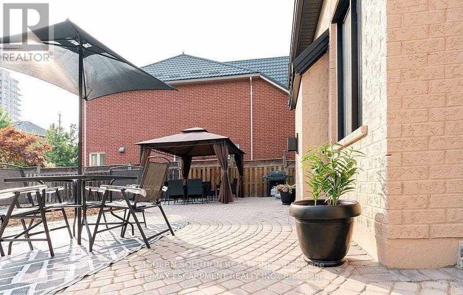 Photo 14 of 4982 Maxine Place, Mississauga ON