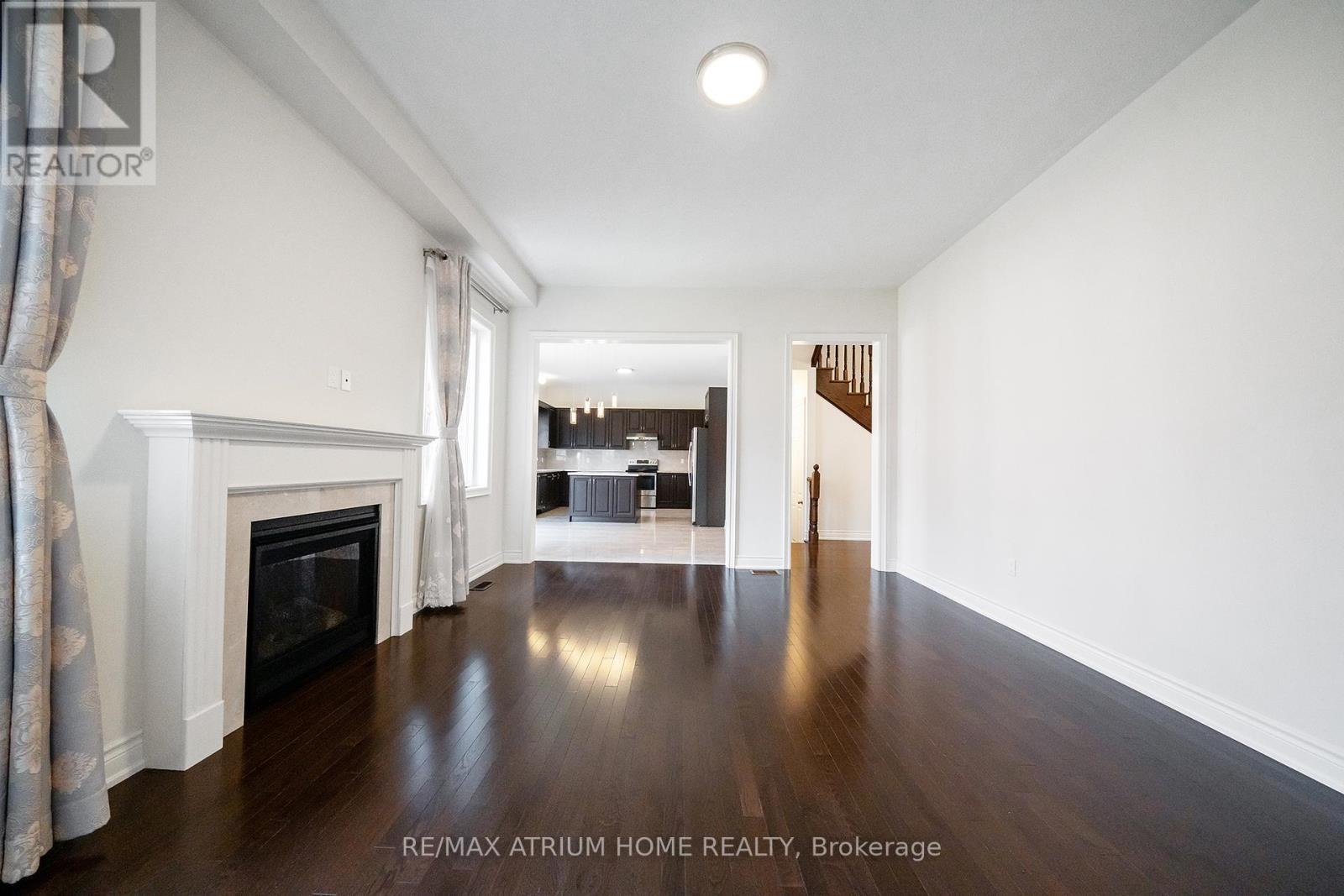 Photo 17 of 3320 Meadow Marsh Crescent, Oakville ON