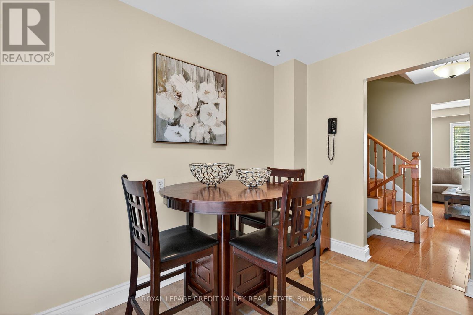 Photo 29 of 60 Gondola Crescent, Brampton ON