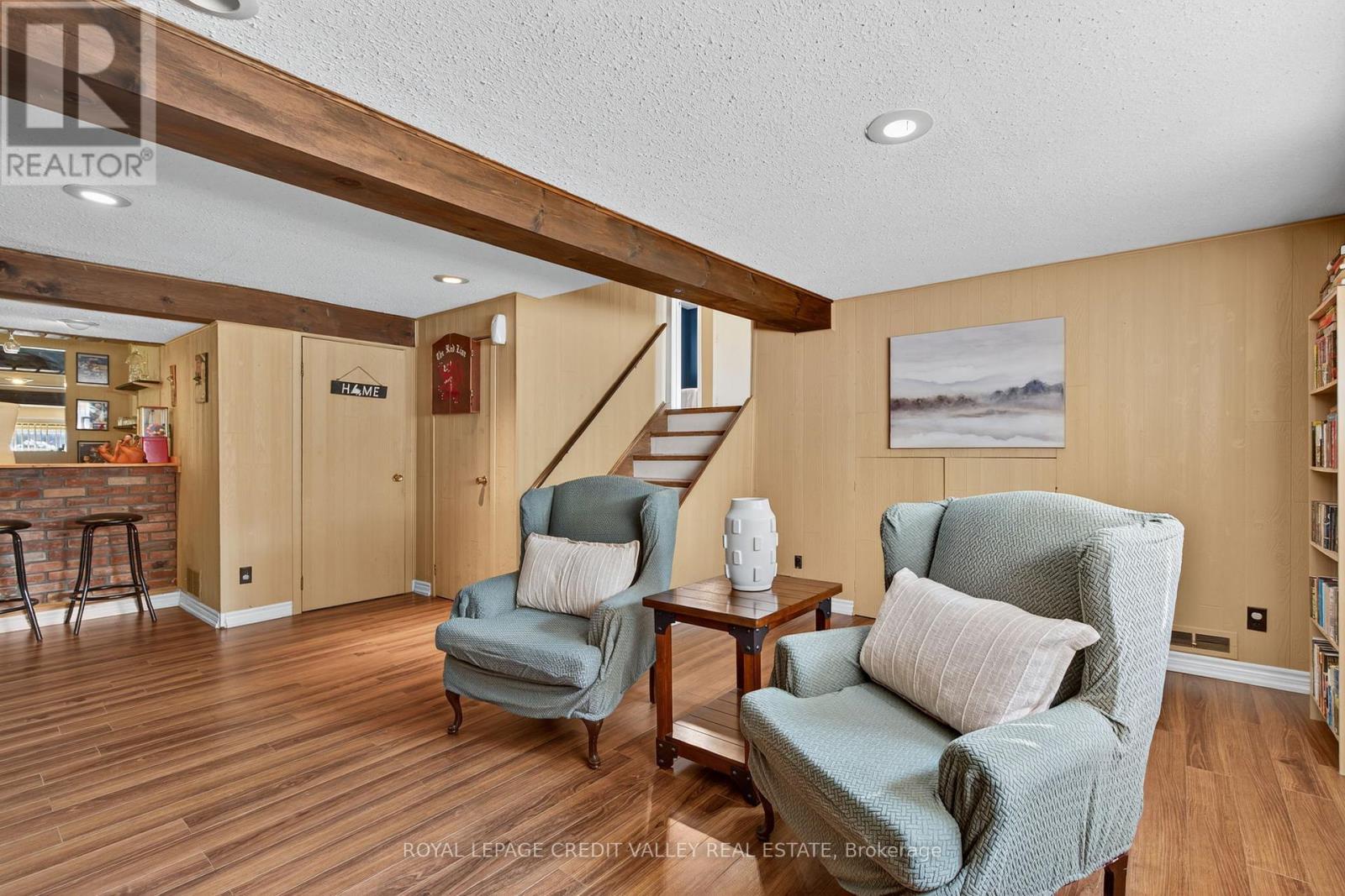 Photo 37 of 60 Gondola Crescent, Brampton ON