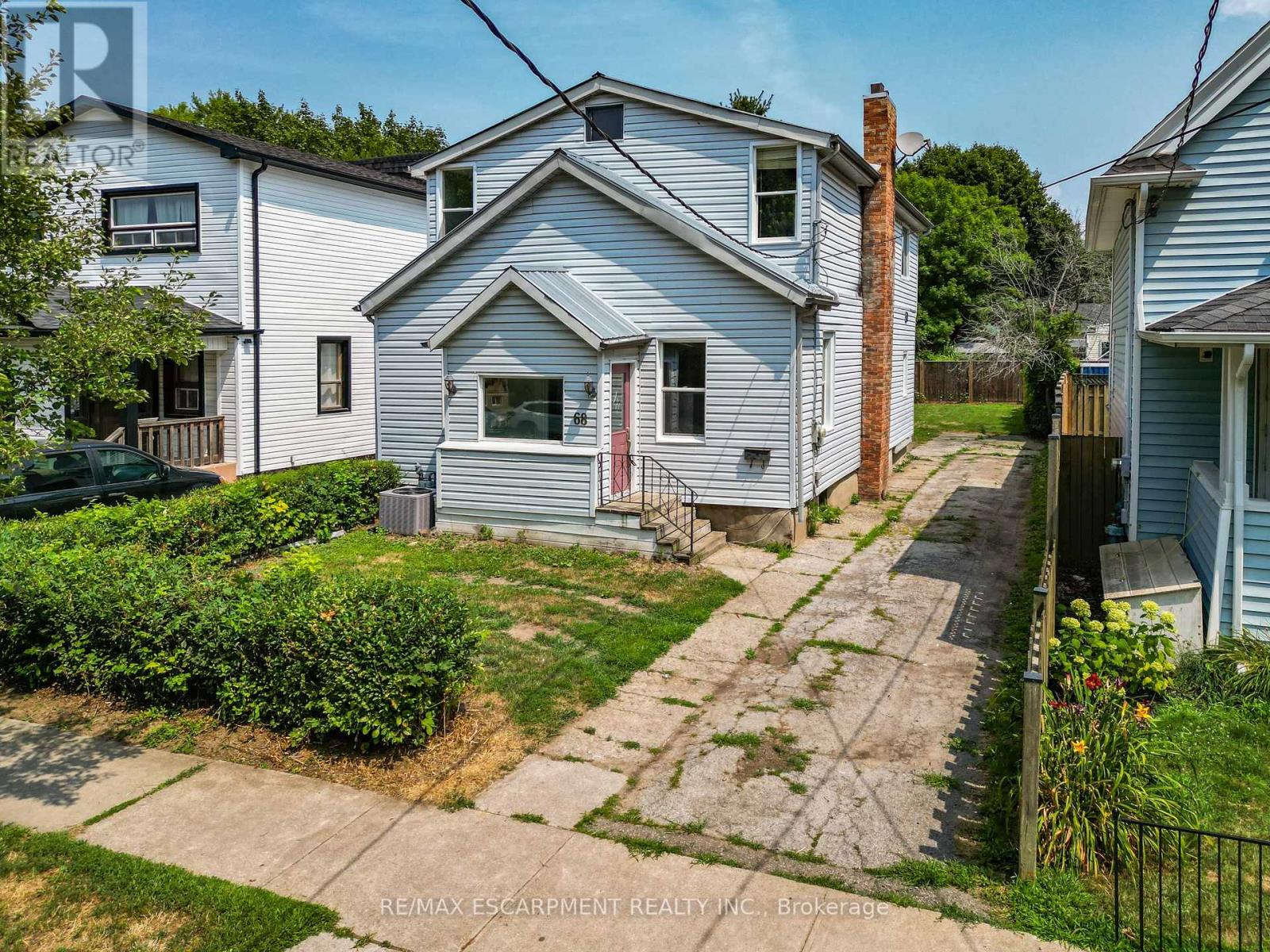 Photo 1 of 68 Henry Street, St Catharines ON
