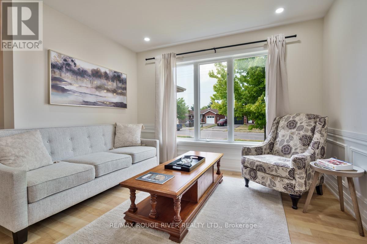 Photo 6 of 333 Mary Street W, Kawartha Lakes ON