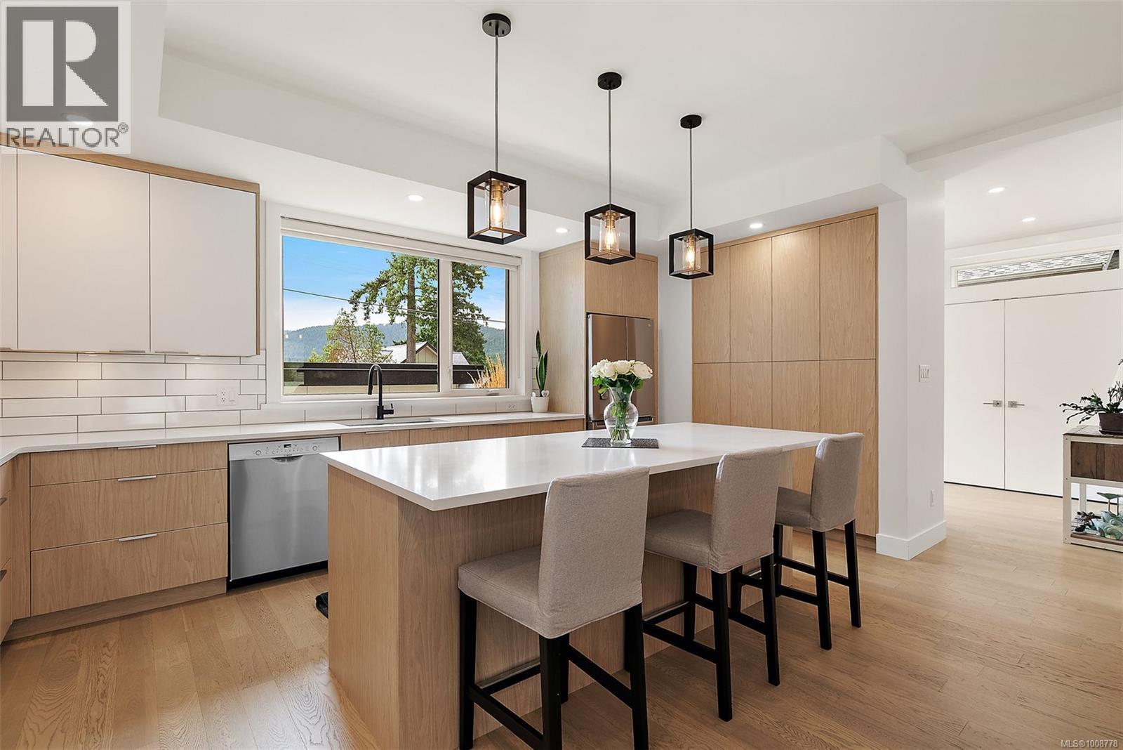 772 Harding Lane, Central Saanich