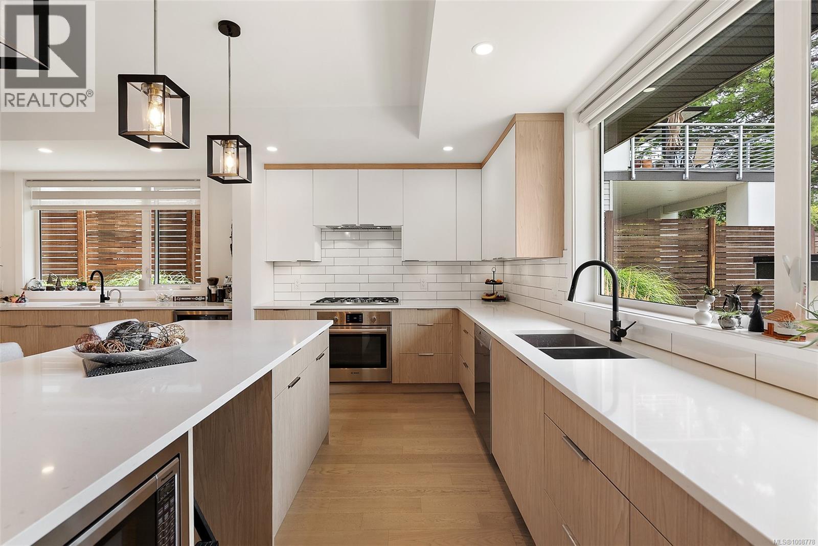772 Harding Lane, Central Saanich