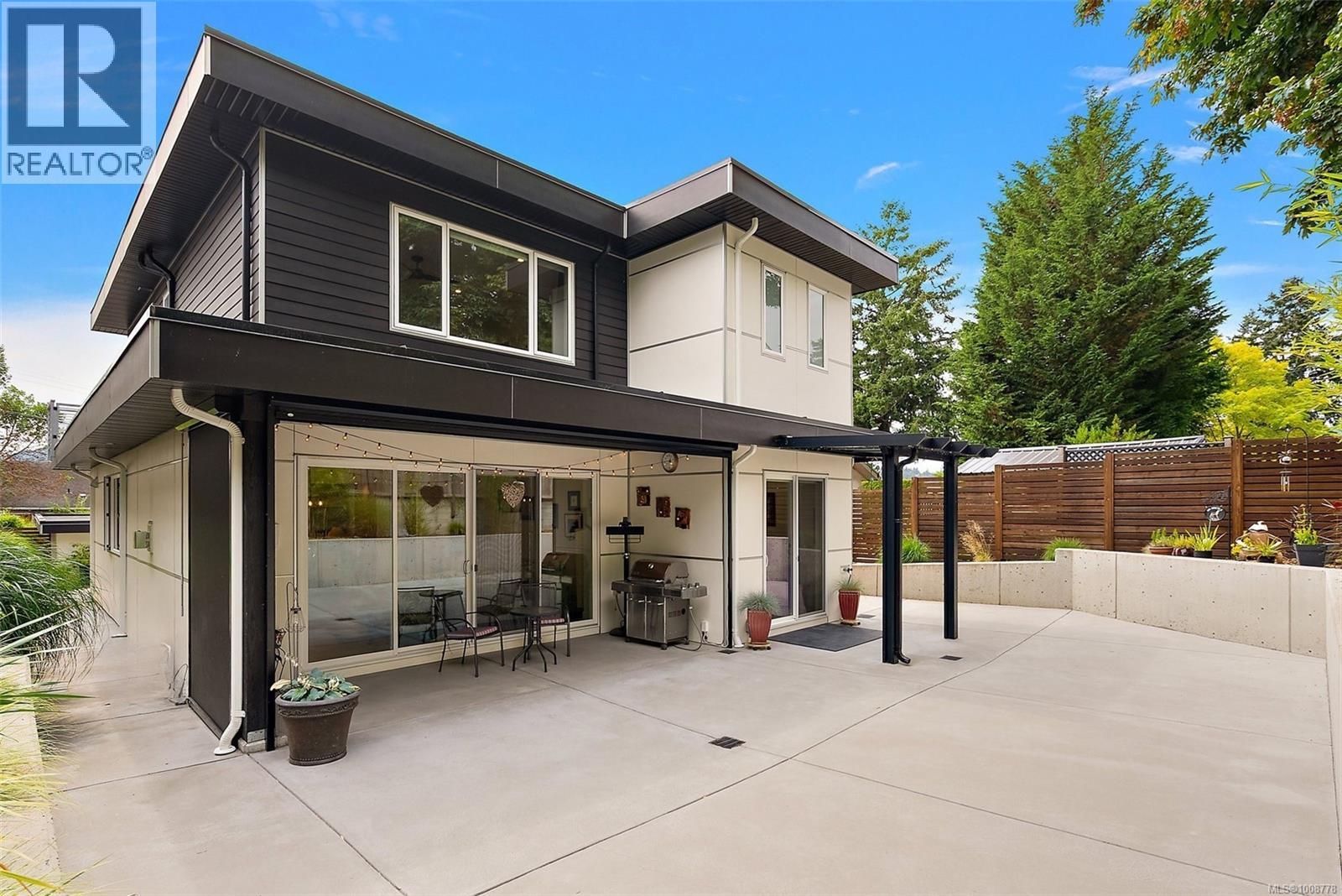 772 Harding Lane, Central Saanich