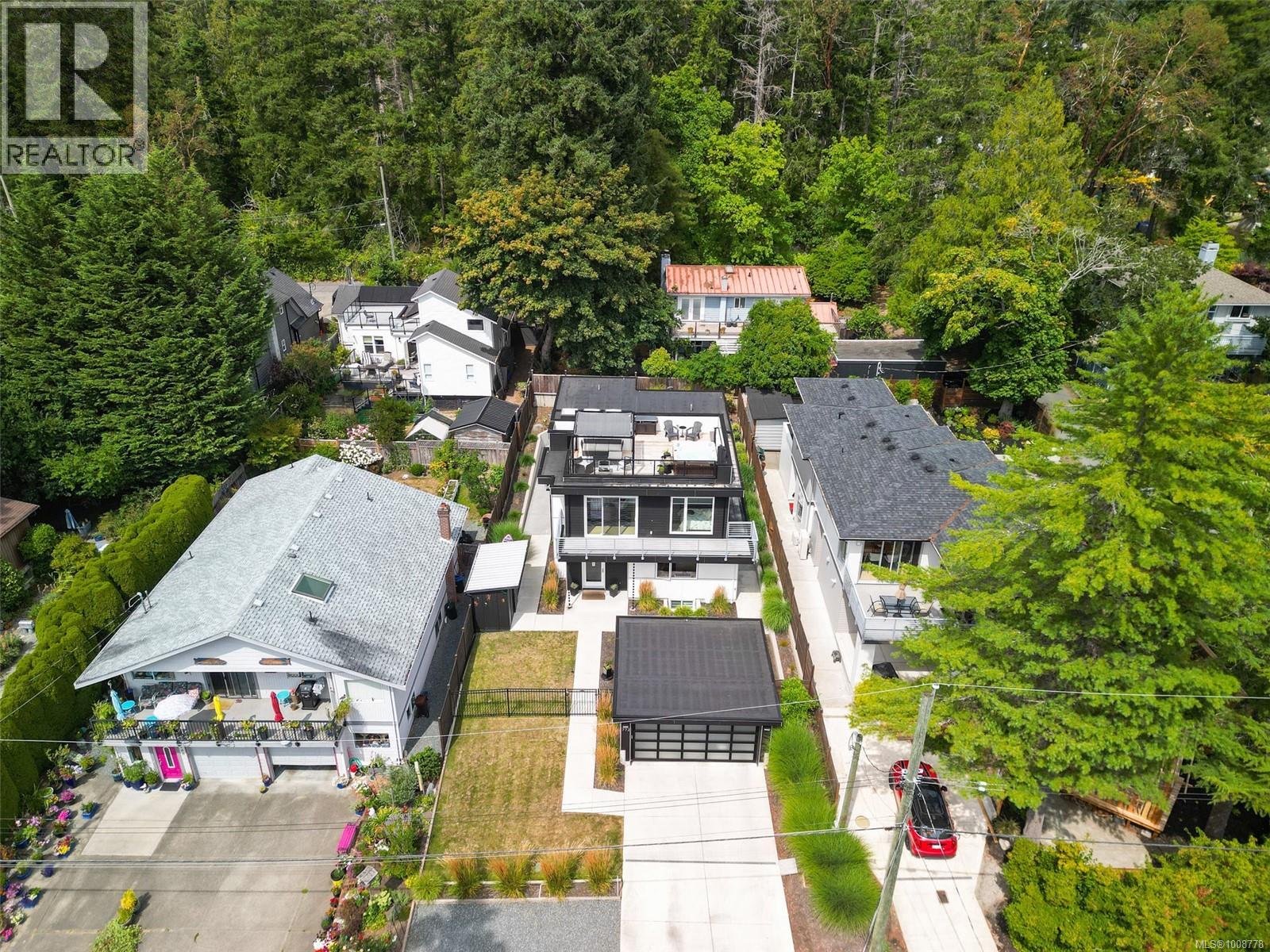772 Harding Lane, Central Saanich