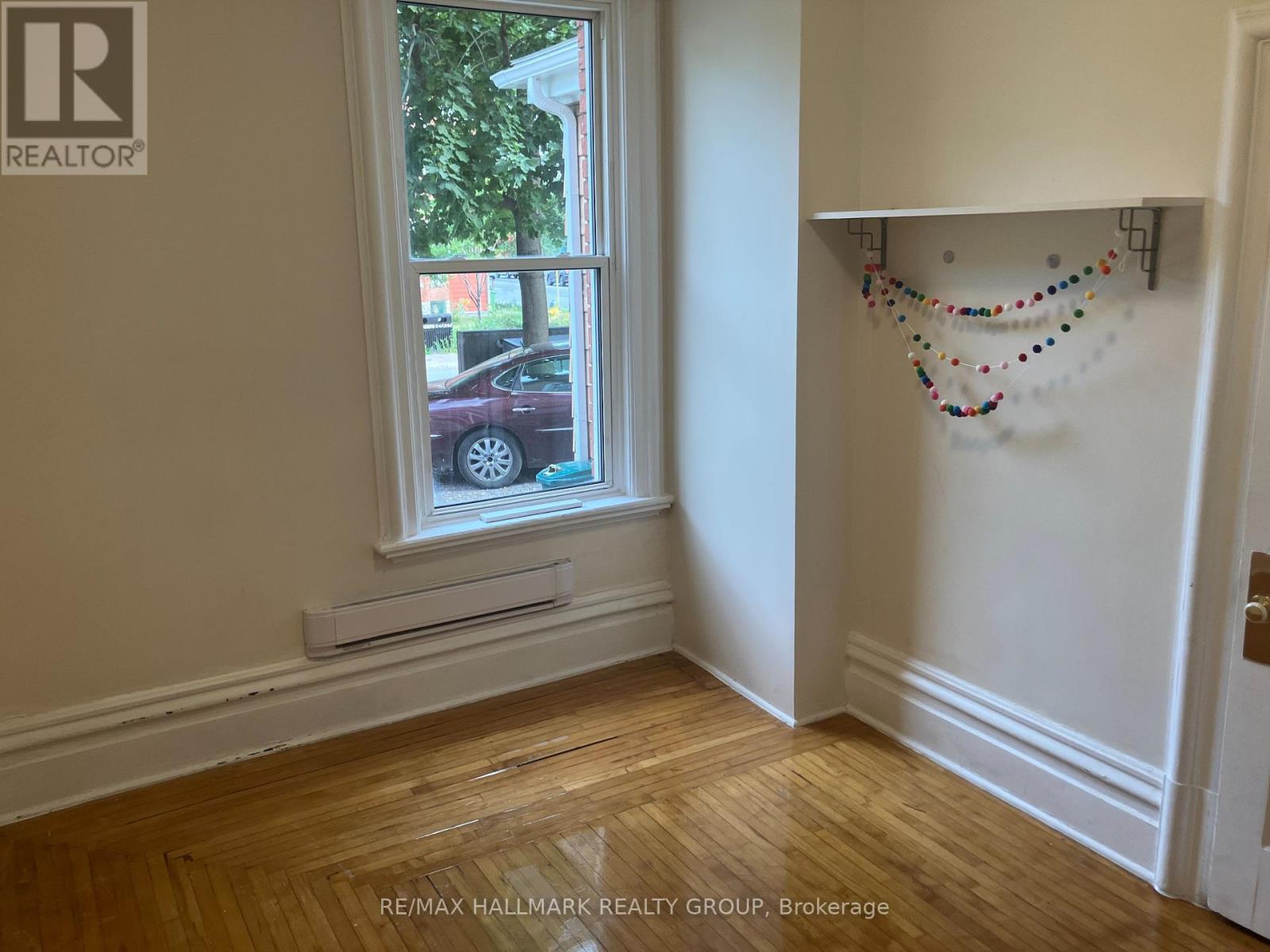 Photo 6 of 1 257 Bronson Avenue, Ottawa ON