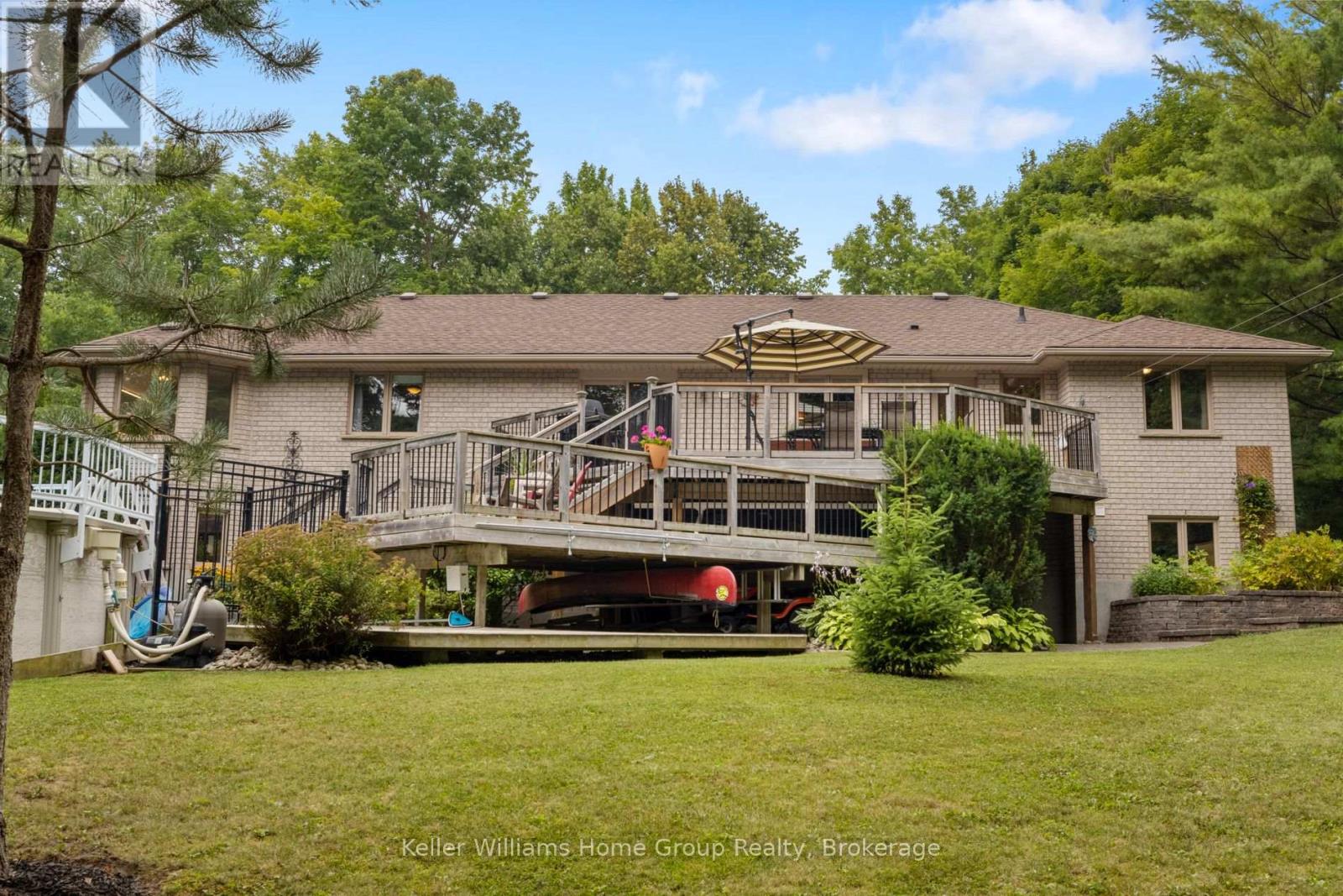Photo 37 of 25 Riverview Drive, Centre Wellington ON