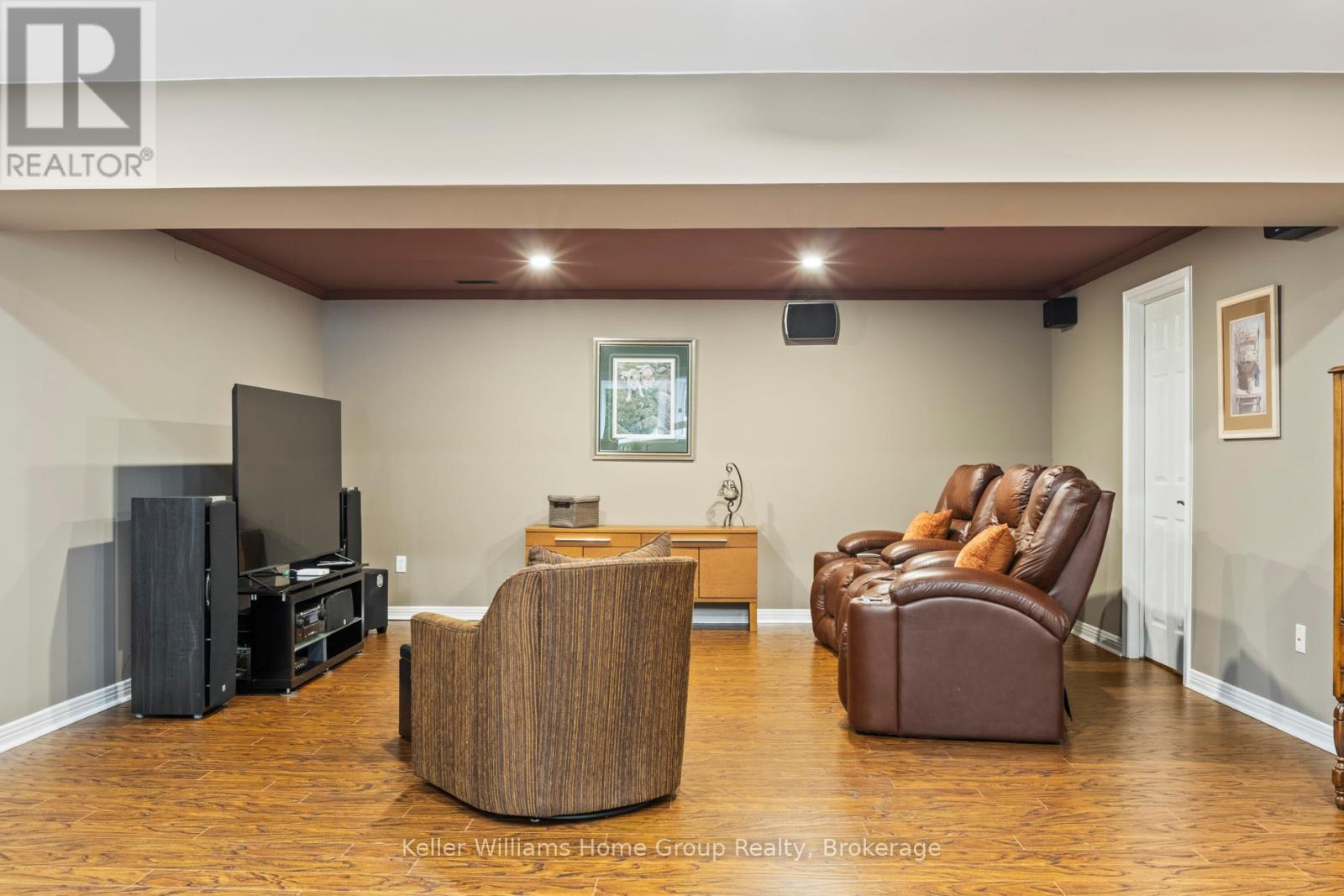 Photo 32 of 25 Riverview Drive, Centre Wellington ON