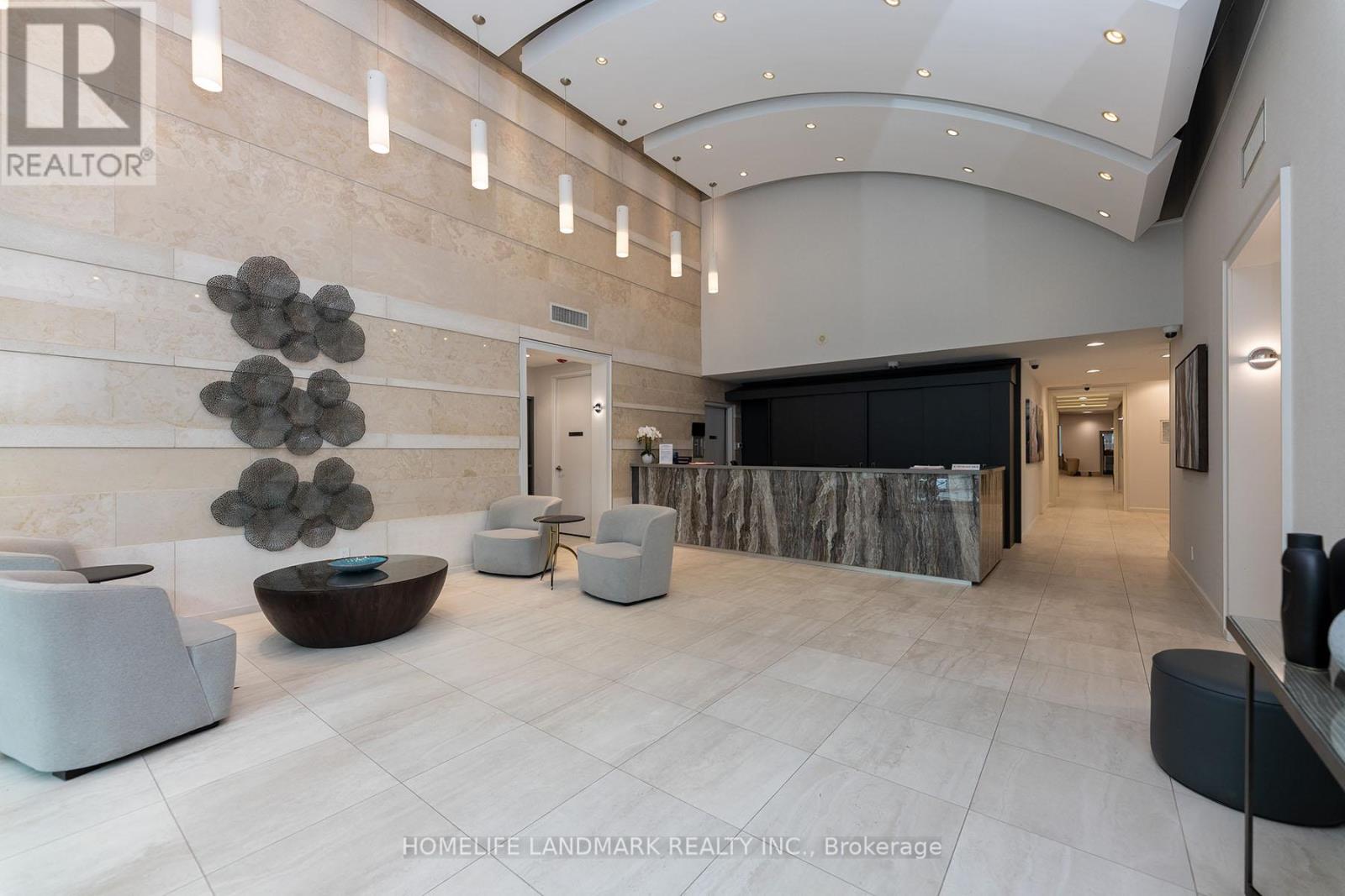 Photo 34 of 3510 18 Spring Garden Avenue, Toronto ON