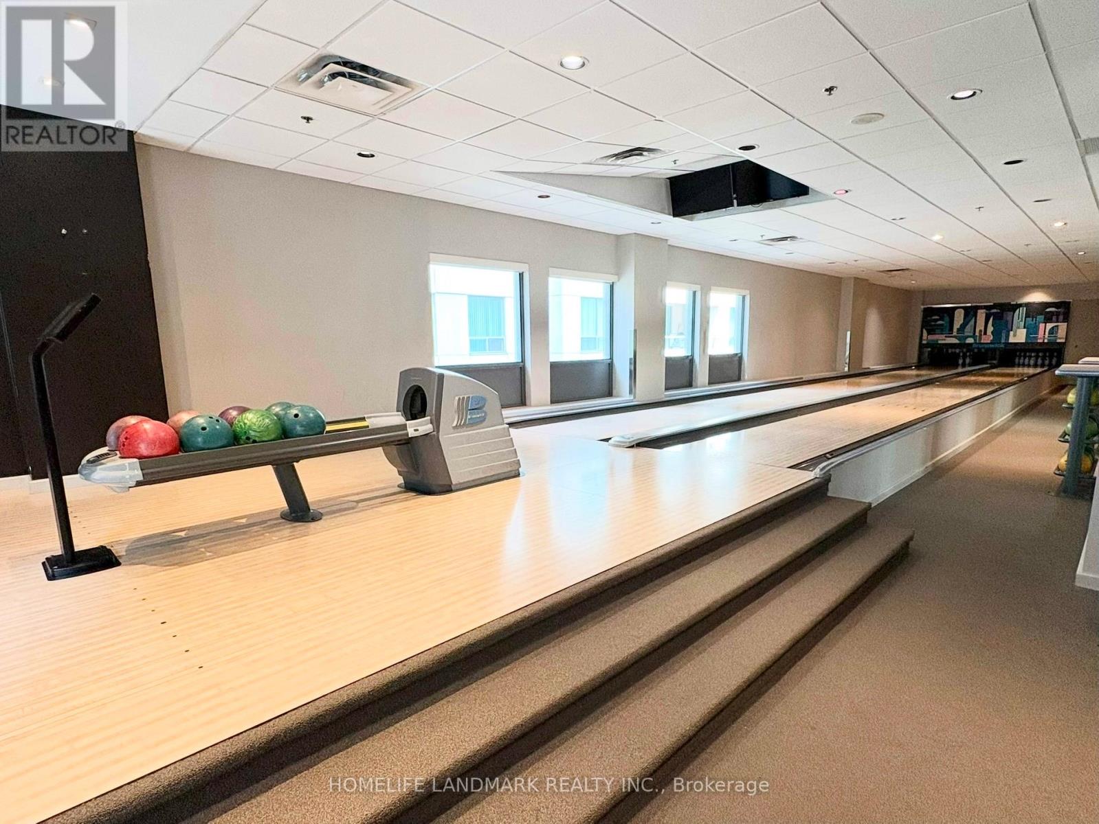 Photo 39 of 3510 18 Spring Garden Avenue, Toronto ON