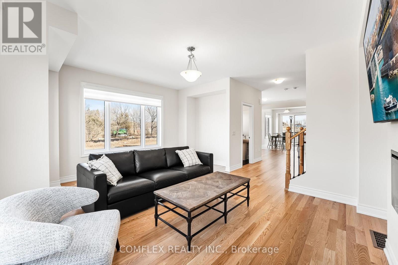Photo 35 of 2832 Tippett Mews, Pickering ON