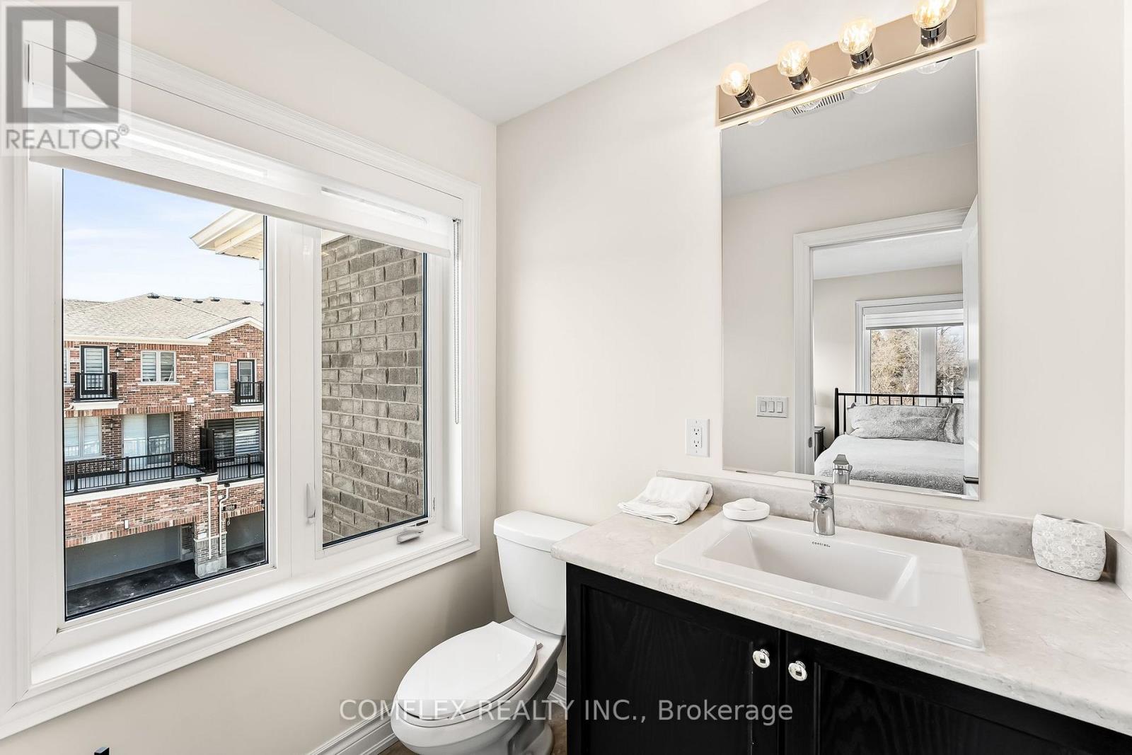 Photo 11 of 2832 Tippett Mews, Pickering ON