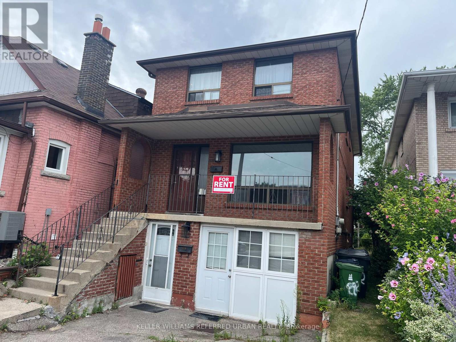 Photo 10 of Main 222 Mortimer Avenue, Toronto ON