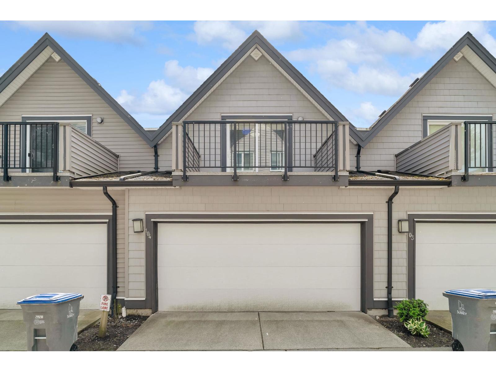 Photo 10 of 104 14555 68 Avenue, Surrey BC