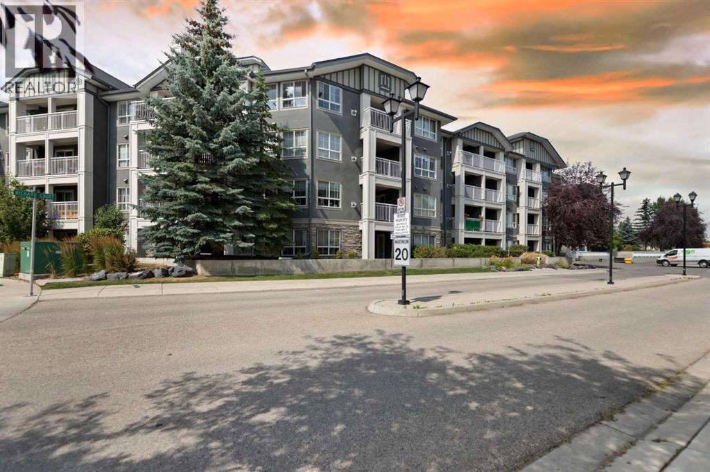 Single Family House for Sale in   Richard Court SW Lincoln Park Calgary 