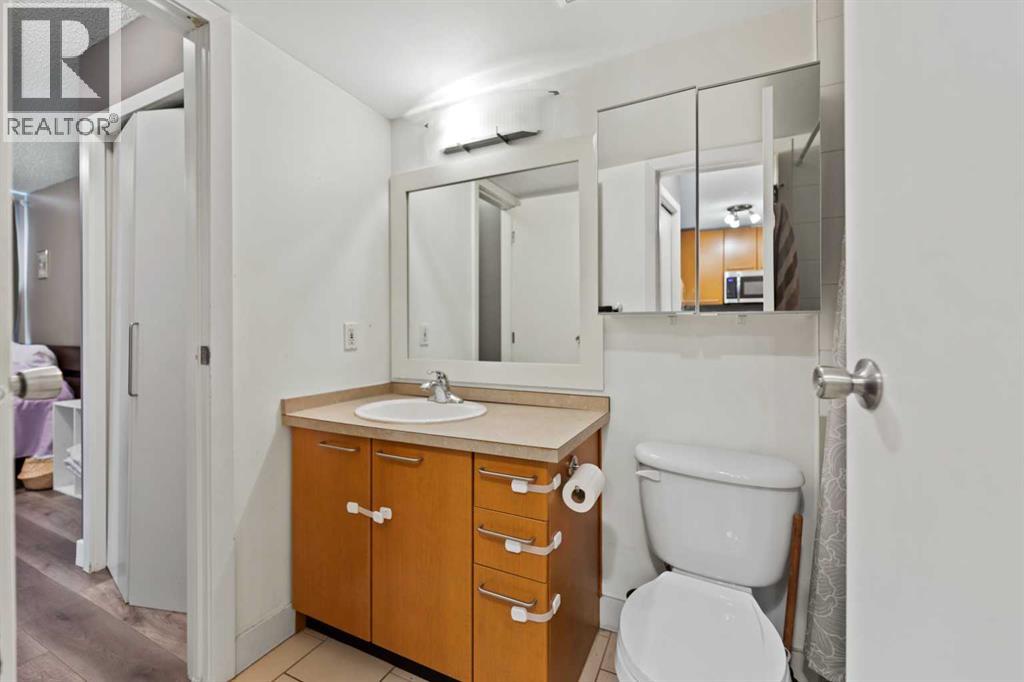 Single Family House for Sale in   Richard Court SW Lincoln Park Calgary 