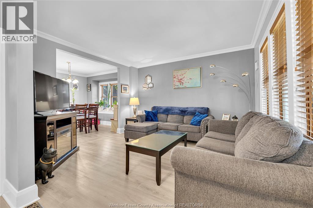 Photo 11 of 1494 Pierre, Windsor ON