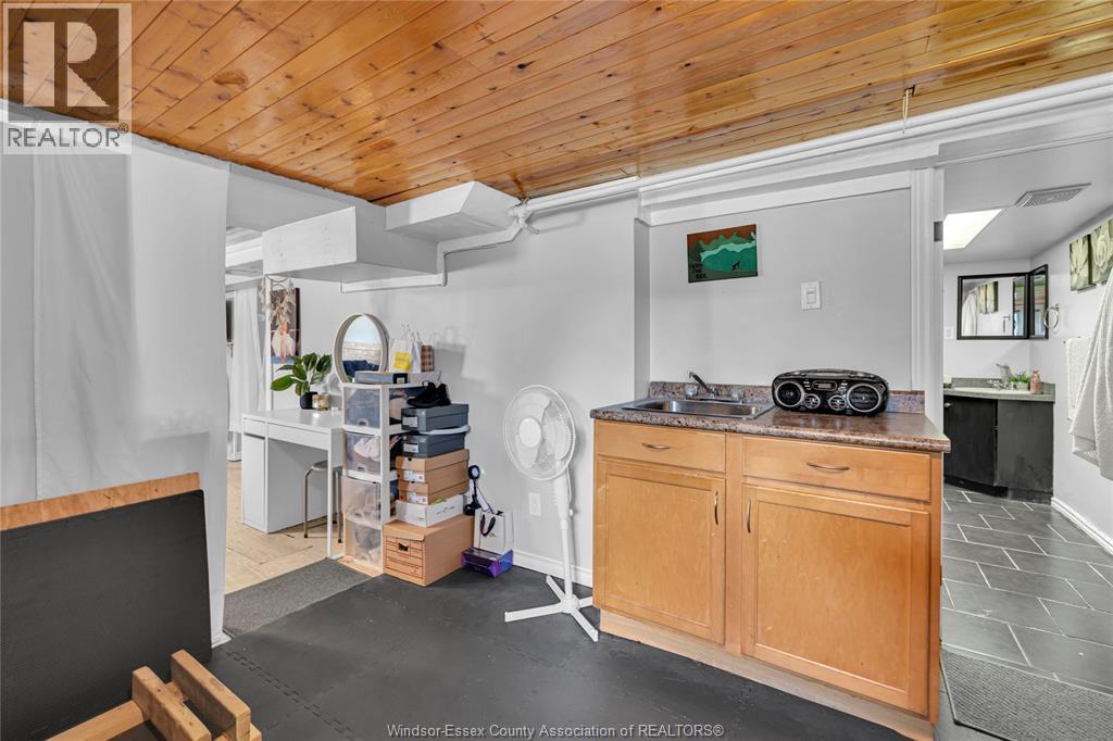 Photo 23 of 1494 Pierre, Windsor ON