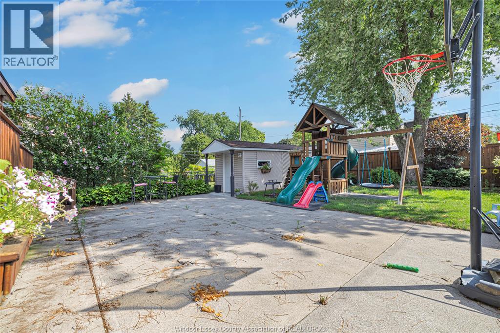 Photo 29 of 1494 Pierre, Windsor ON