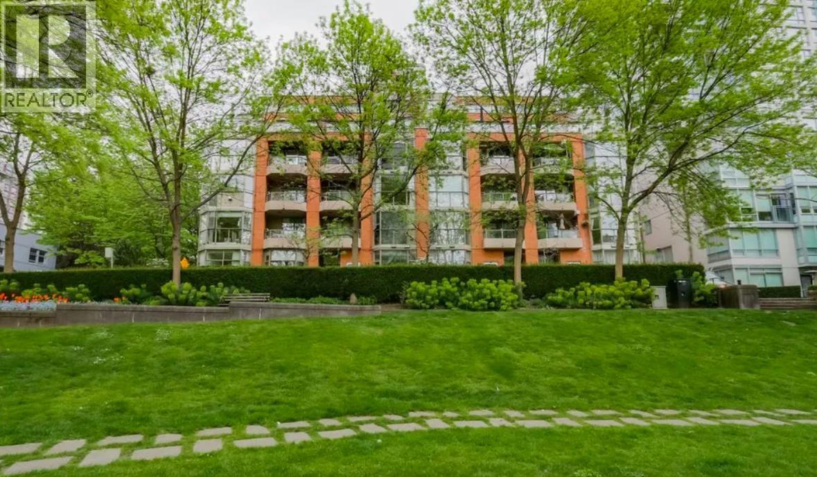 Photo 1 of 303 1488 Hornby Street, Vancouver BC
