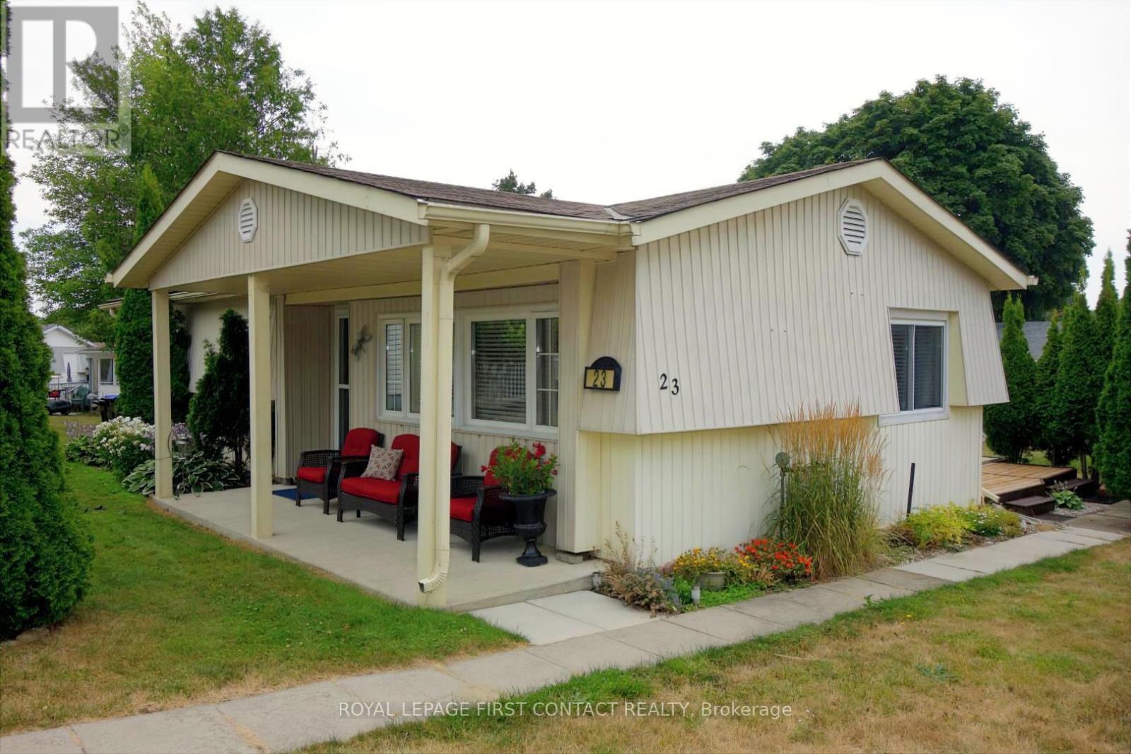 Photo 1 of 23 Mimosa Crescent, Innisfil ON