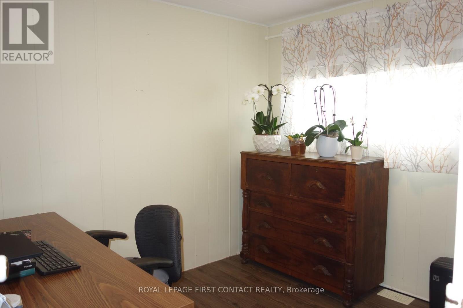 Photo 21 of 23 Mimosa Crescent, Innisfil ON