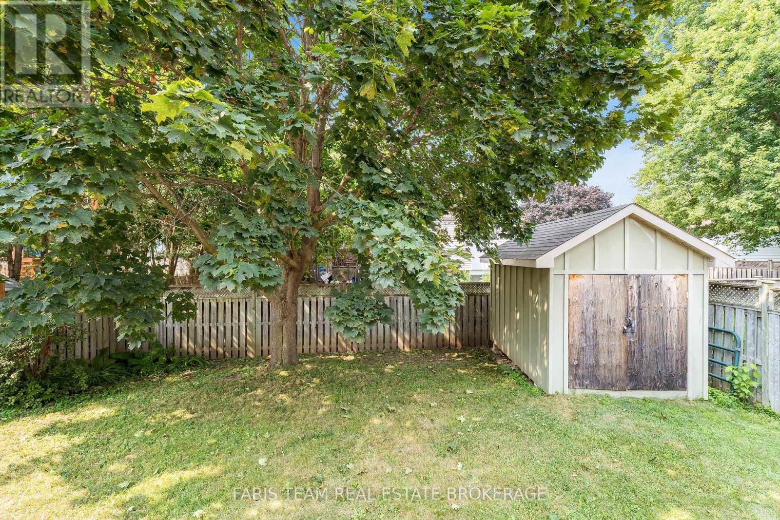 Photo 4 of 306 Tupper Boulevard, New Tecumseth ON
