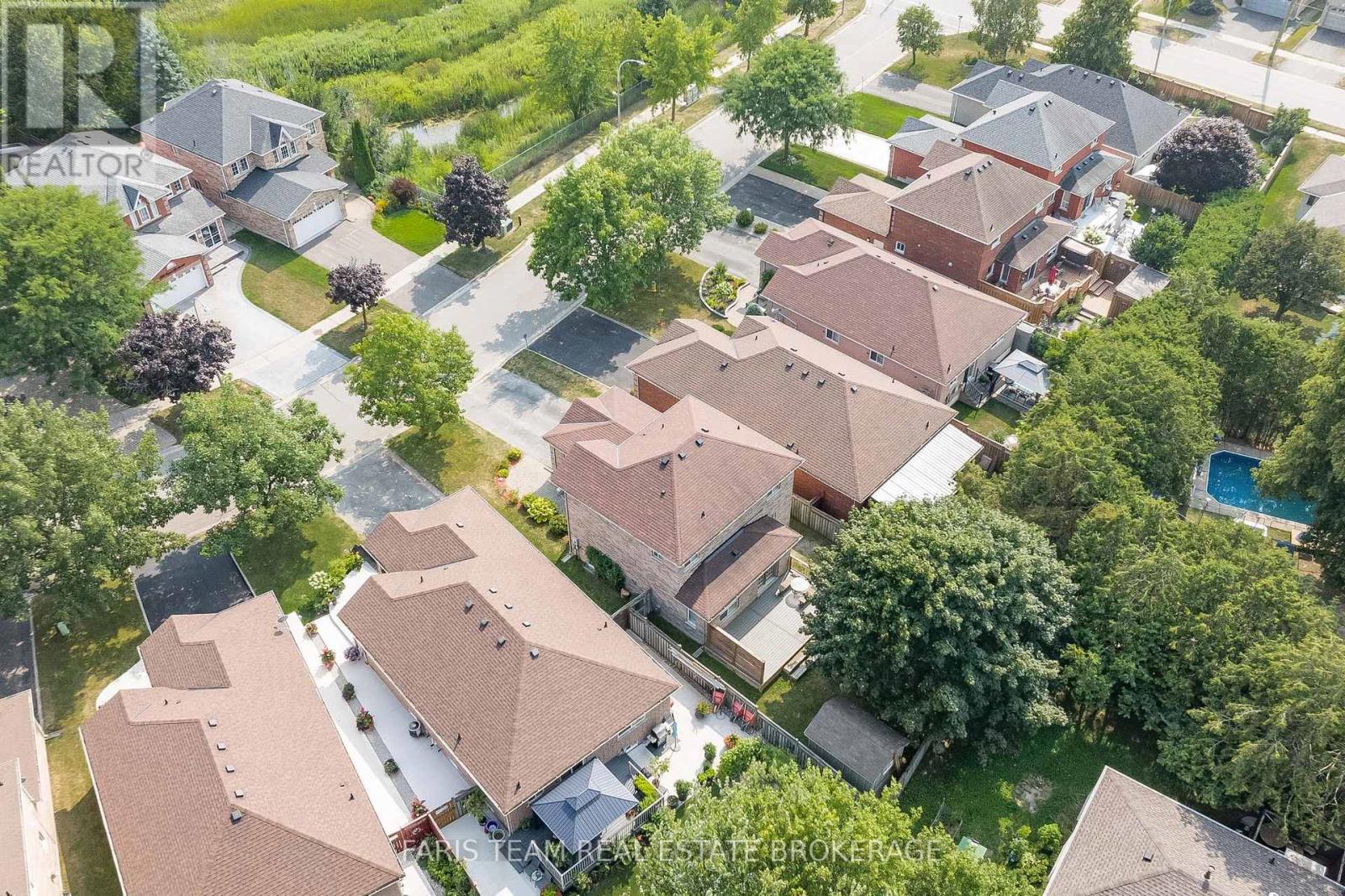 Photo 12 of 306 Tupper Boulevard, New Tecumseth ON