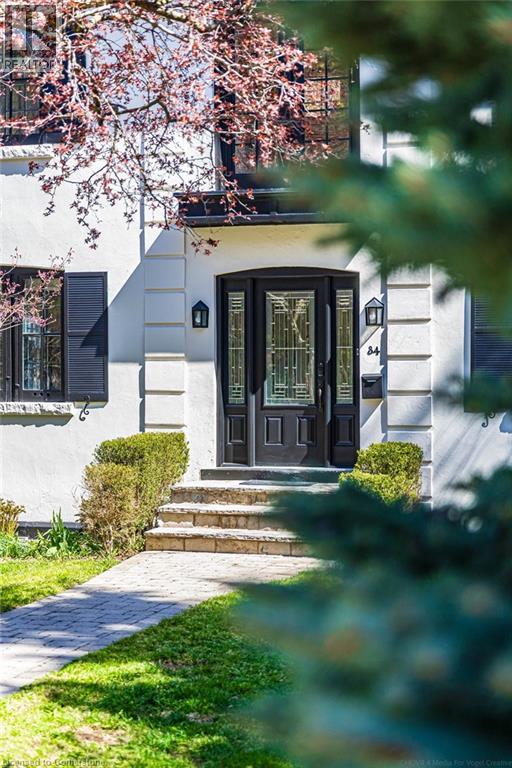 Photo 2 of 34 Amelia Street, Hamilton ON