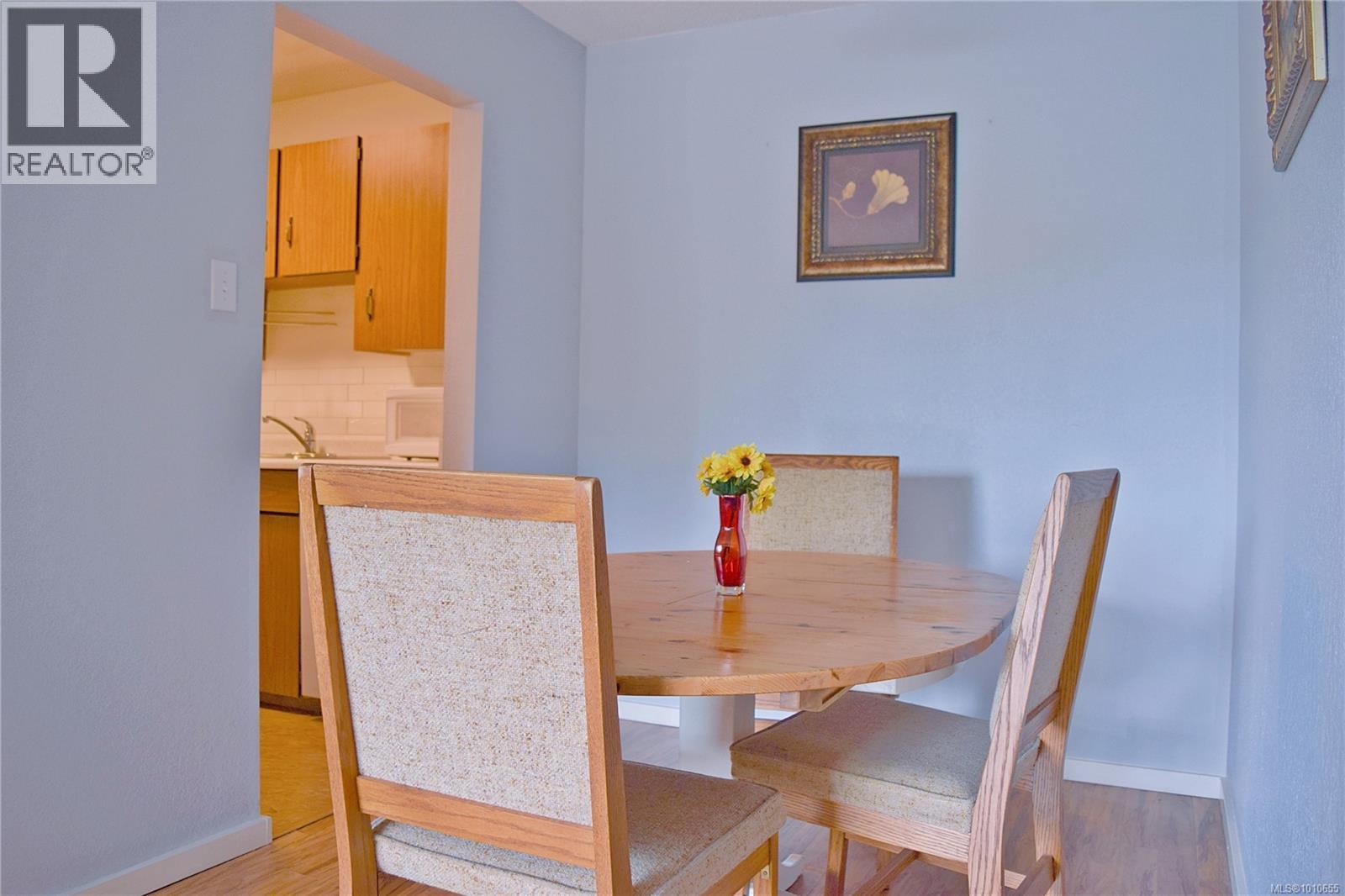 101 1870 McKenzie Avenue, Saanich