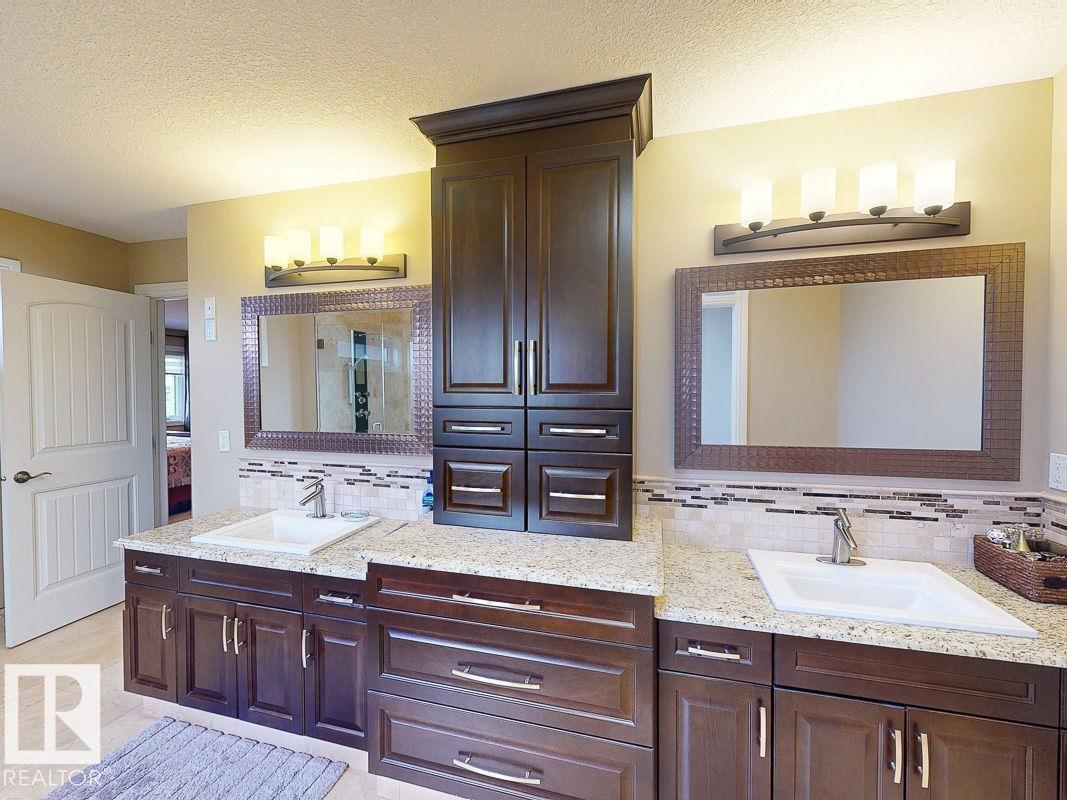 Photo 5 of 10617 174 A Av Nw, Edmonton AB