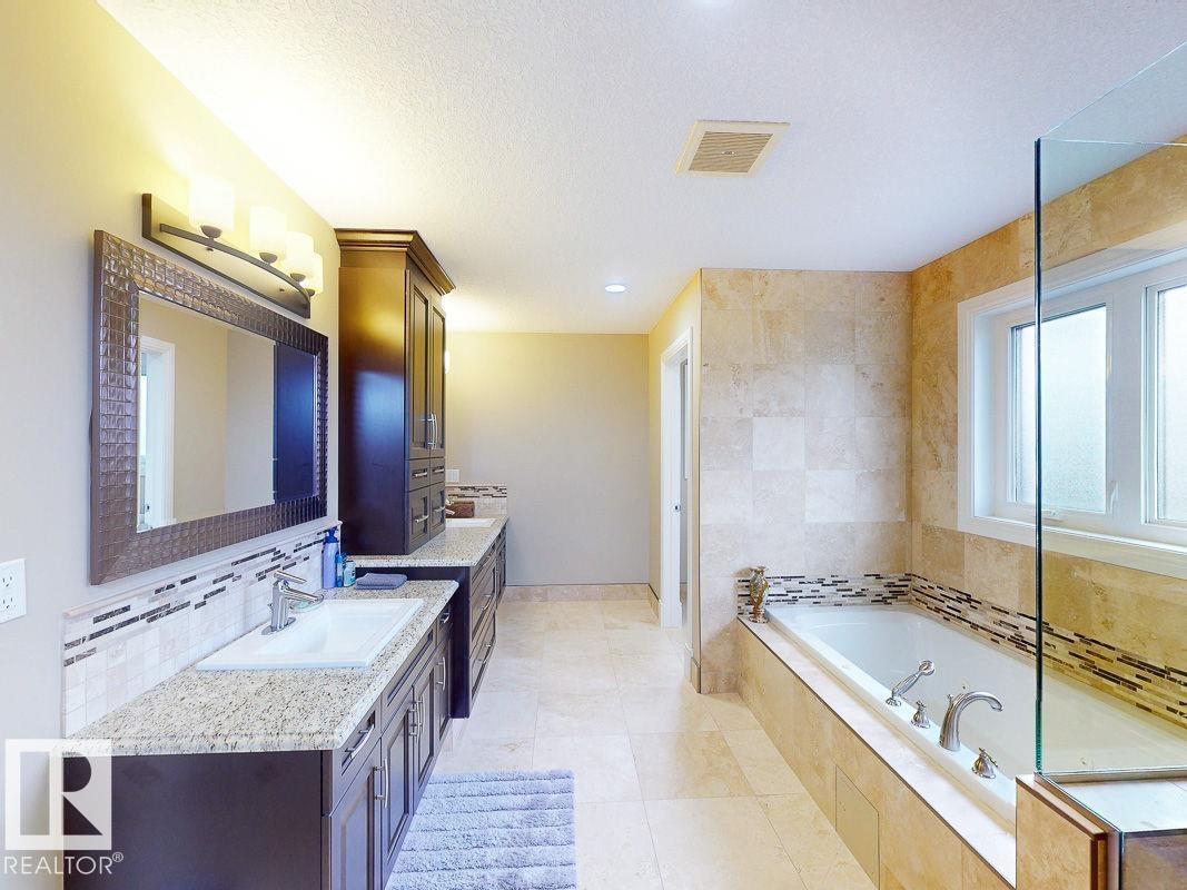 Photo 18 of 10617 174 A Av Nw, Edmonton AB