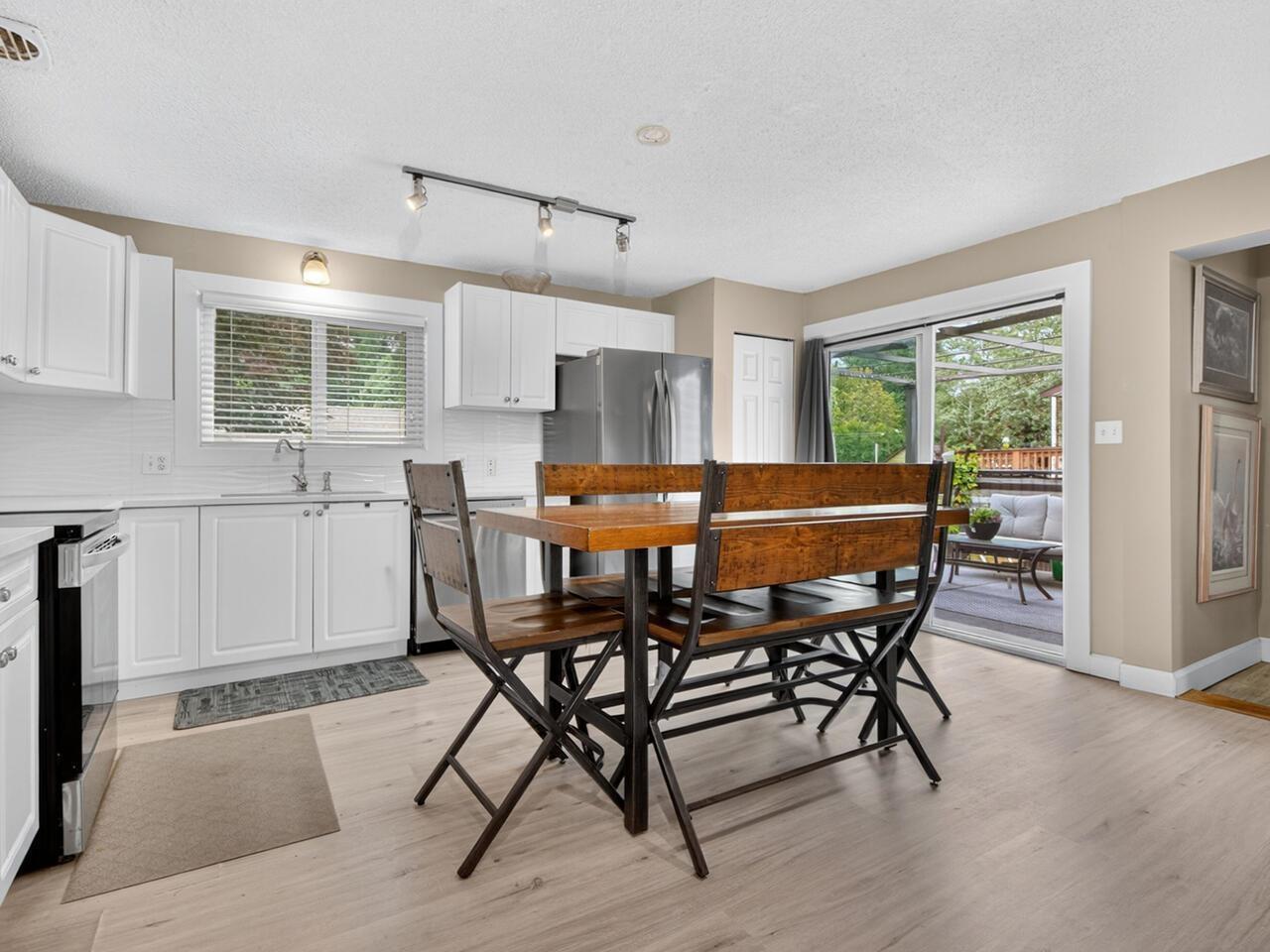 Photo 2 of 32325 Ptarmigan Drive, Mission BC