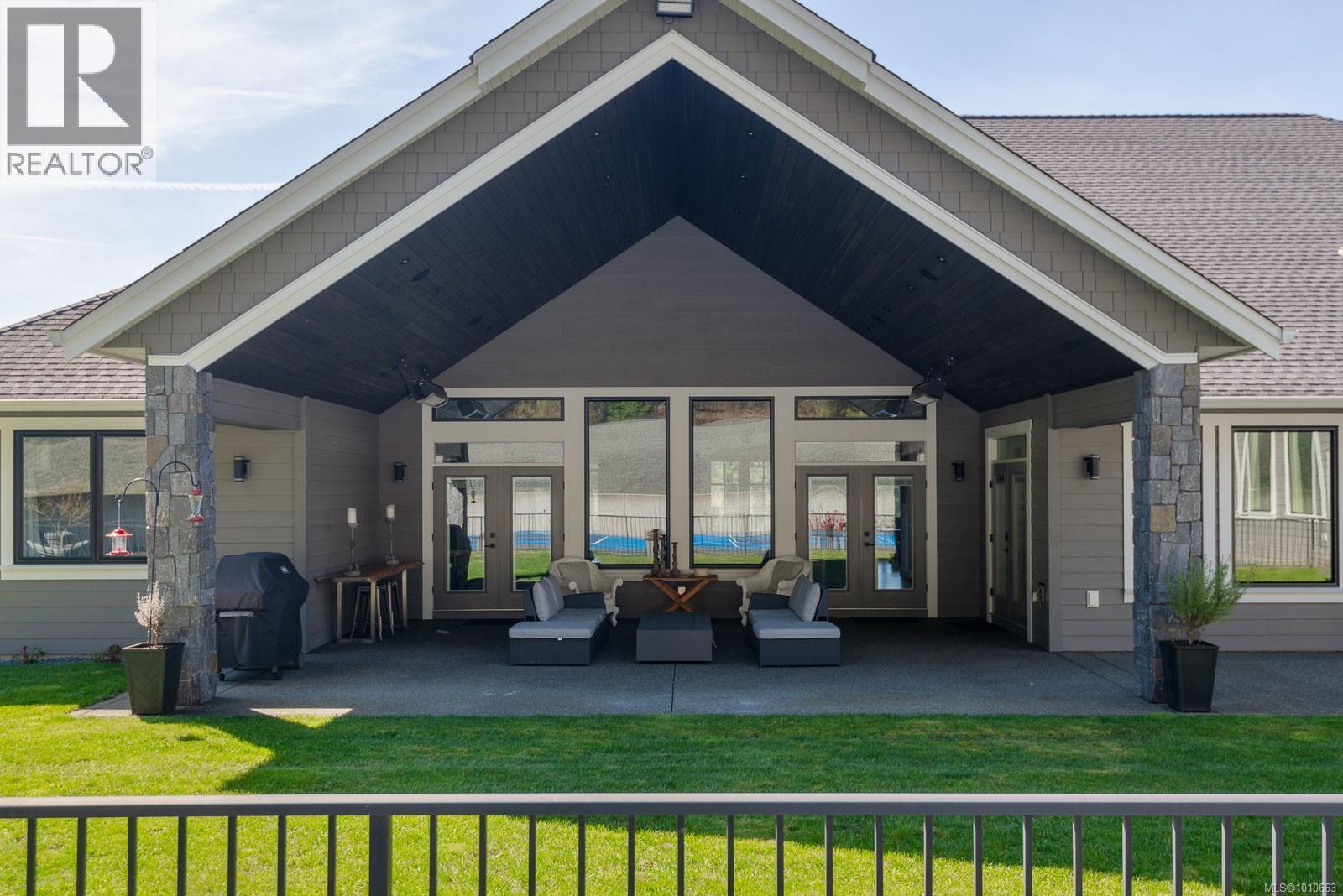 6181 Chase Dr, Port Alberni