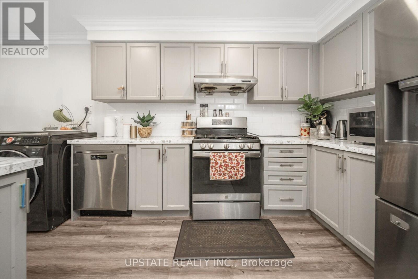 Photo 2 of 12 Bramfield Street, Brampton ON