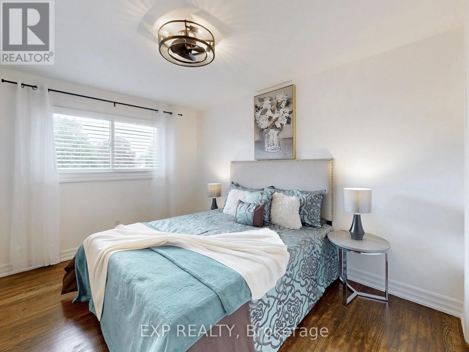 Photo 20 of 5 Lockton Crescent, Brampton ON