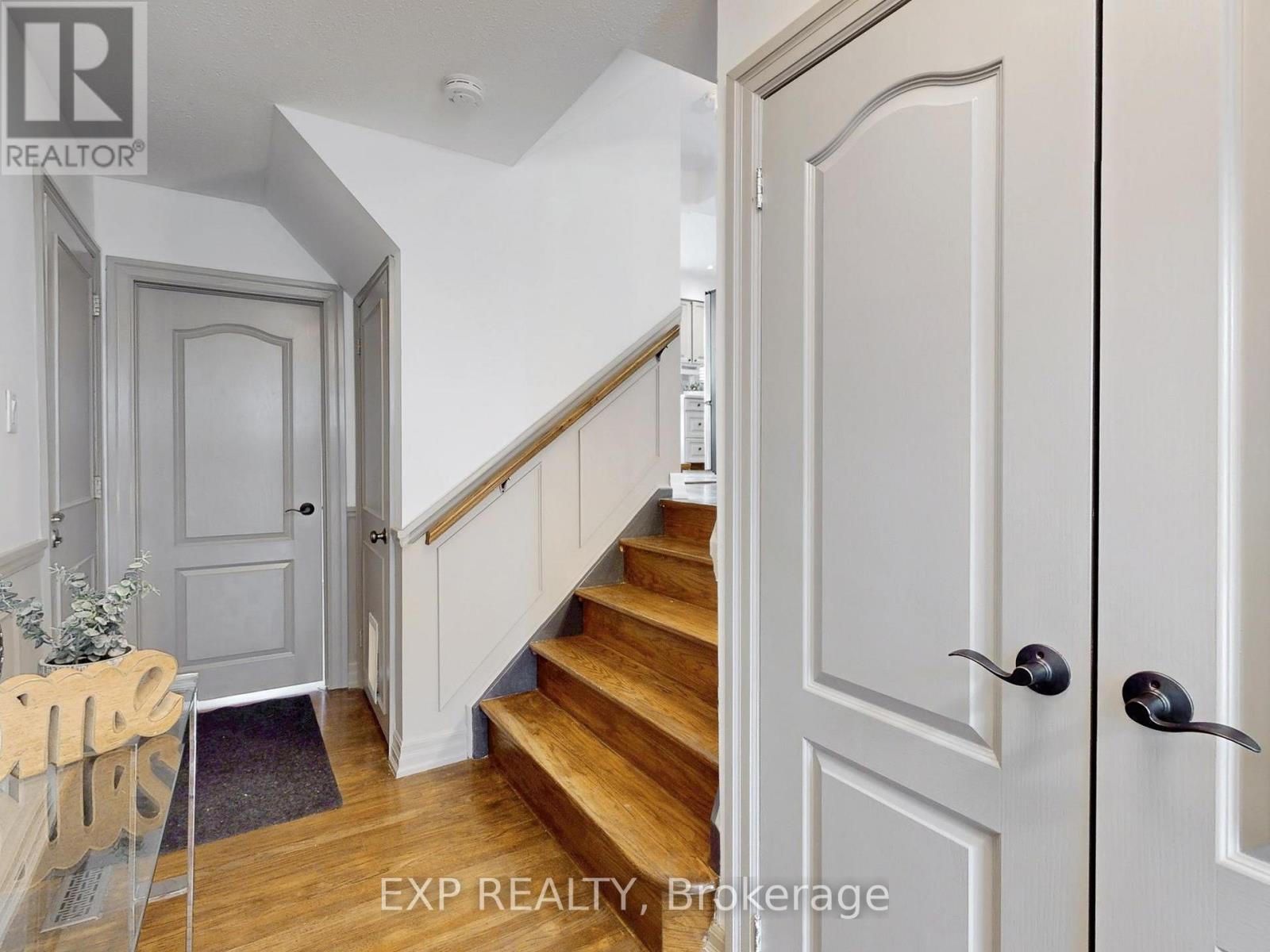 Photo 28 of 5 Lockton Crescent, Brampton ON