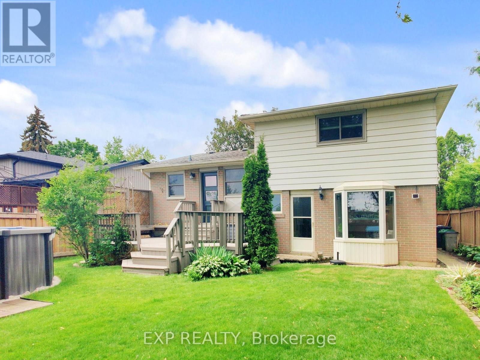 Photo 39 of 5 Lockton Crescent, Brampton ON