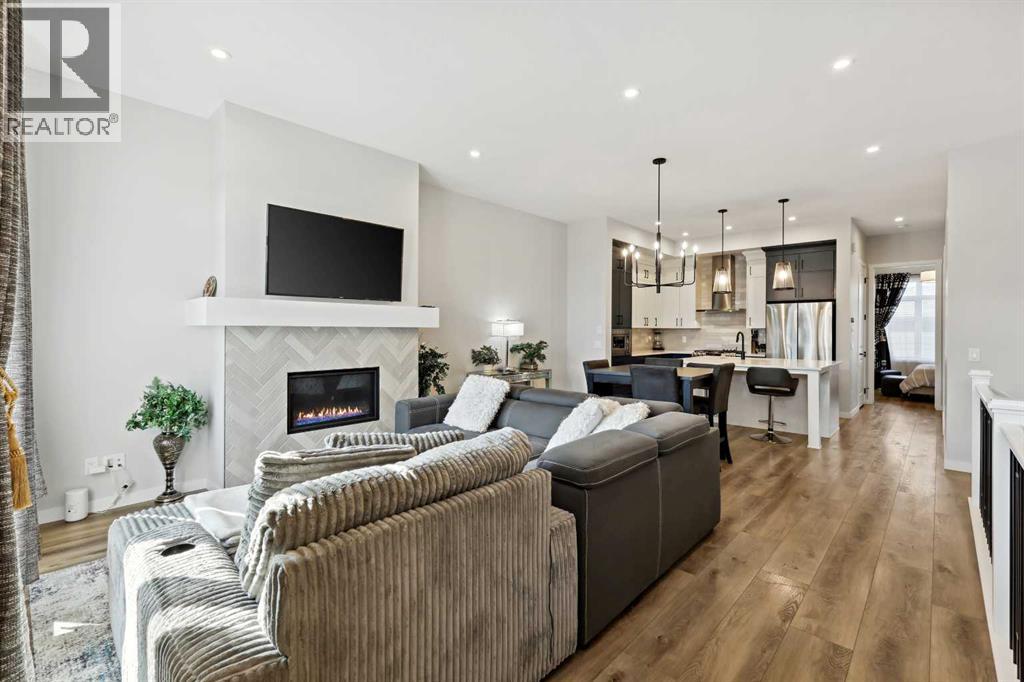 Photo 31 of 537 Marine Drive Se, Calgary AB