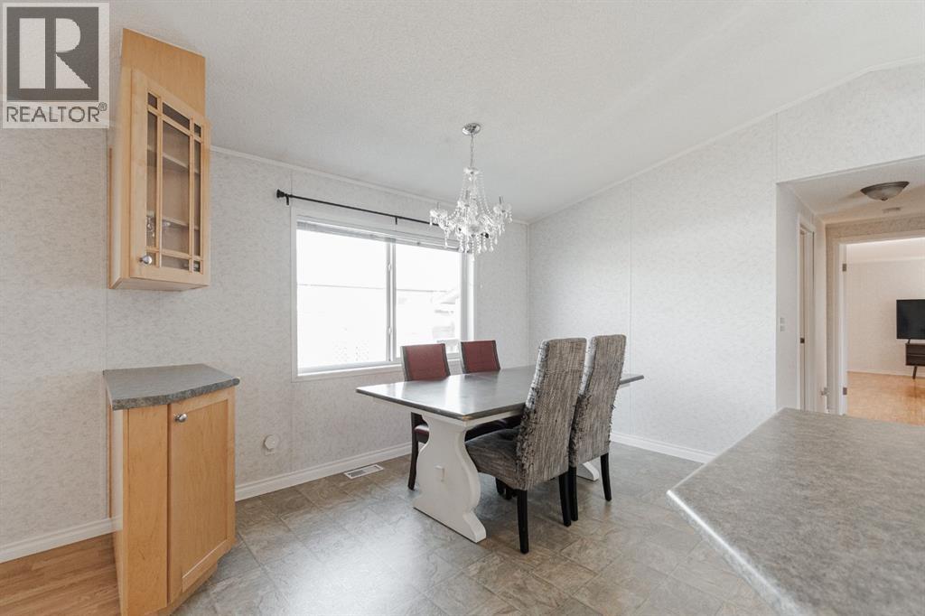 Photo 18 of 116 Balsam Way, Fort Mcmurray AB