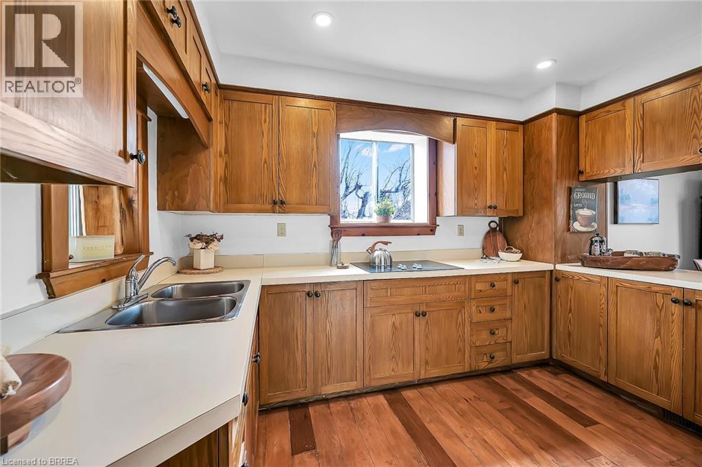 Photo 37 of 119 Wetmores Road, Mount Pleasant ON
