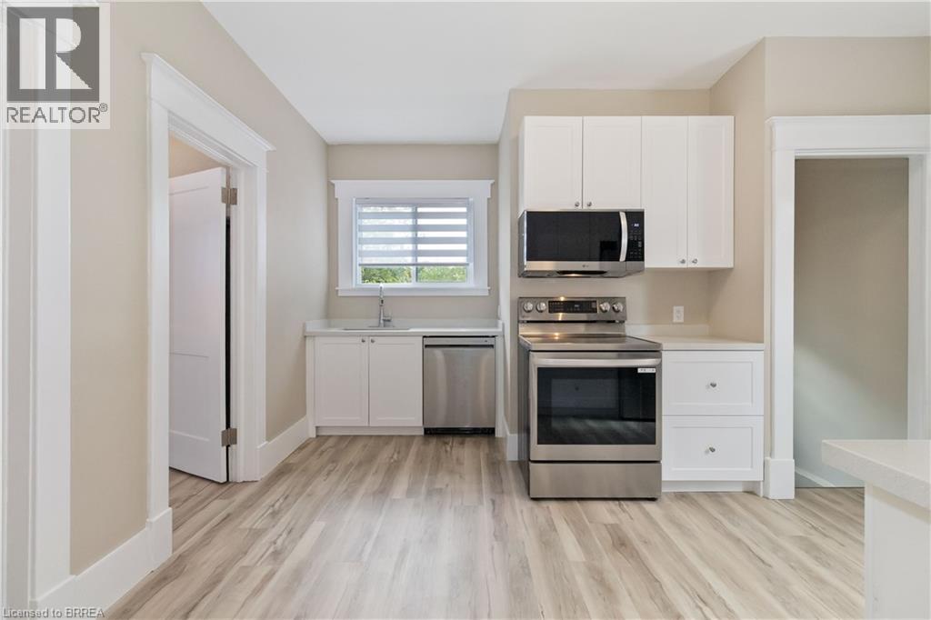Photo 17 of 179 Grey Street, Brantford ON