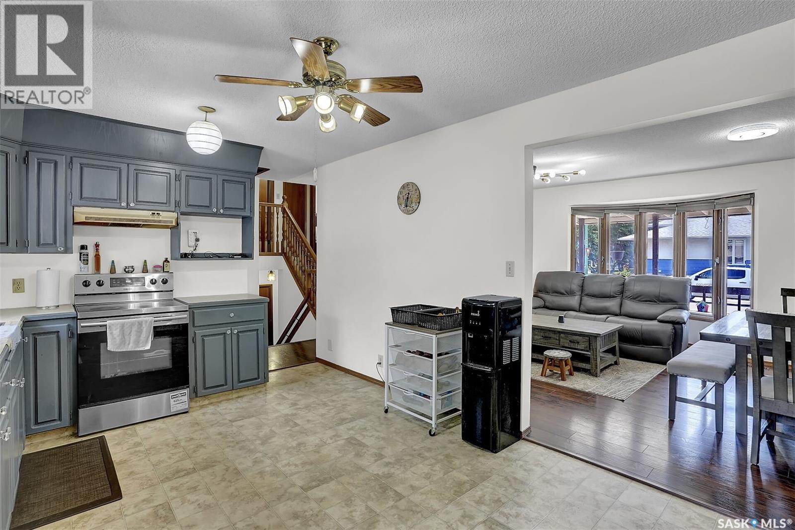 Photo 12 of 1540 9th Avenue E, Regina SK